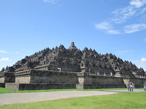 Borobudur_Temple_large
